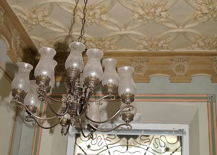 Alameda Palacete Caces